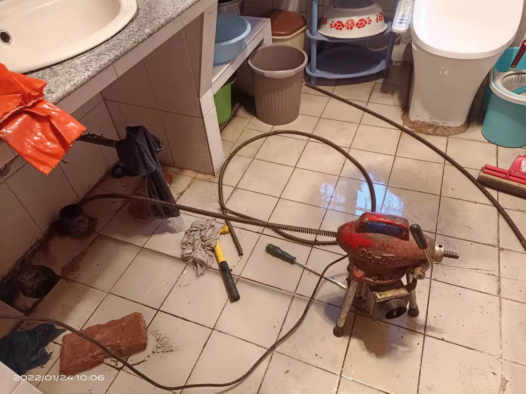 积石山疏通厨房下水道，地漏疏通